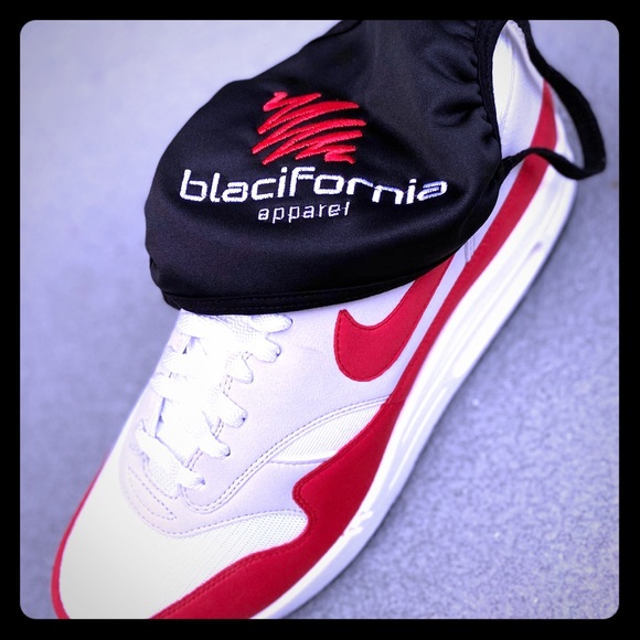 Face mask - Picture 1 of 1